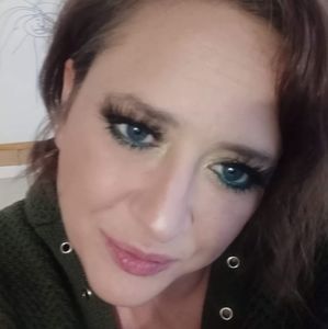 Meet your Posher, Mandy